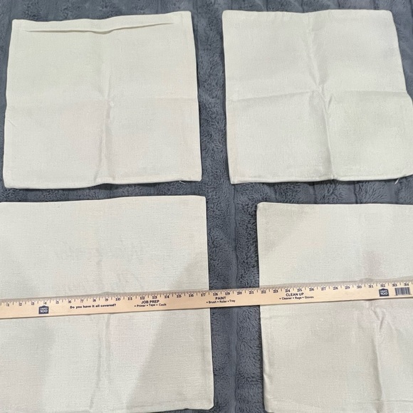 Christmas‎ Holiday Throw Pillow Covers Set Of 4 Decor NEW - Picture 2 of 4